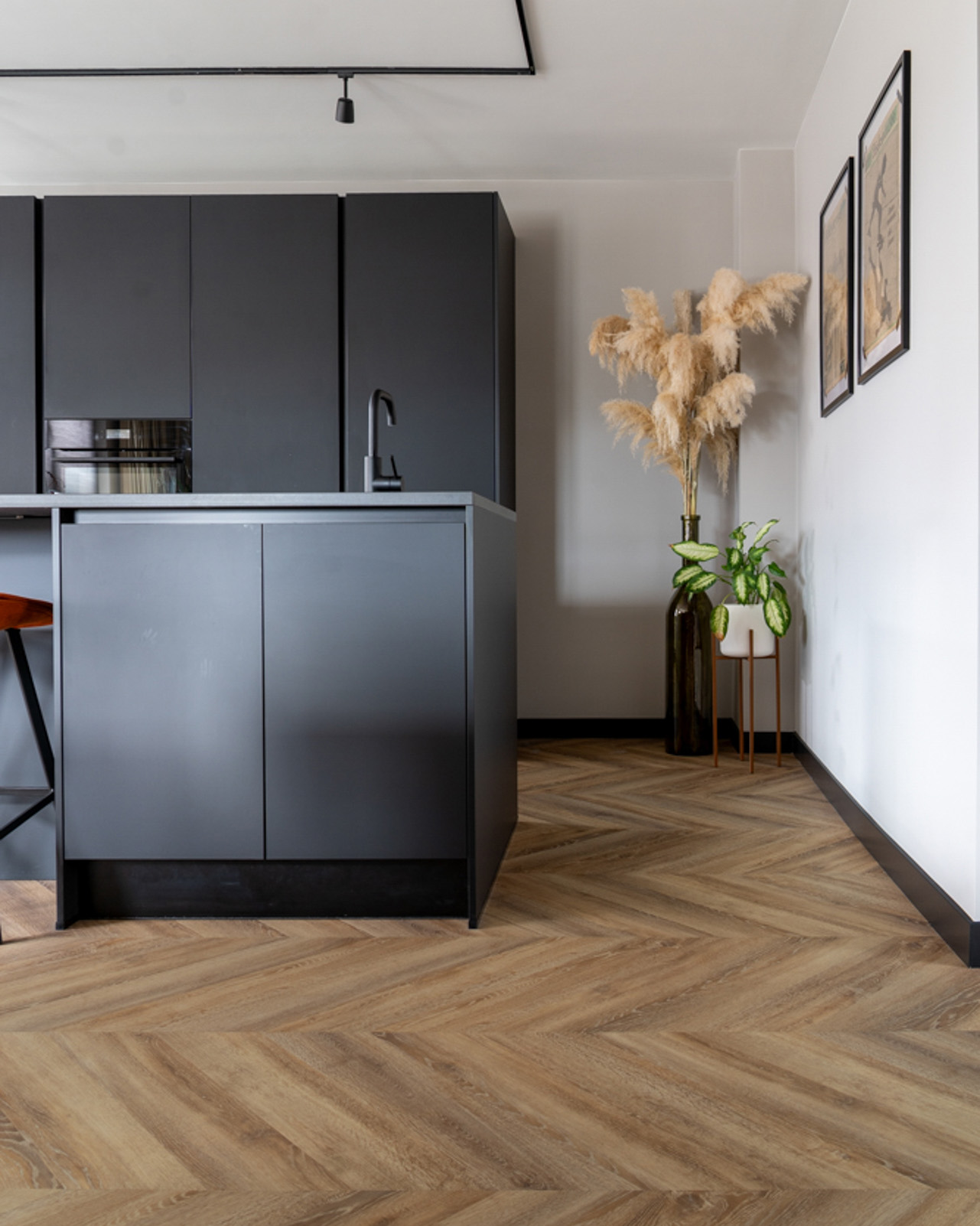 mFLOR Parva Oak Chevron 42213 Calabria